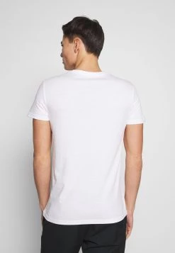 Pier One Qualité garantie 100% 5 PACK - T-shirt basique t-shirts col rond homme 14 Pier One Qualité garantie 100% 5 PACK - T-shirt basique t-shirts col rond homme -Pas Cher Pier One Boutique 560f1638d1d540d292f22e00c5c63c6b