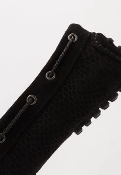 Prix Abordable Pier One LEATHER - Mocassins chaussures basses carré homme -Pas Cher Pier One Boutique 572732164073465eb09f7f8312bb4186