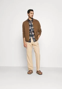 Pier One Chemise Soldes En Ligne chemises col kent homme -Pas Cher Pier One Boutique 5b9c46d32e104920a7d3ac06f06fb13e