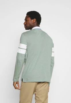 Pier One Polo Prix Incroyables t-shirts col polo homme -Pas Cher Pier One Boutique 5be12e09af2a4416baa254a2de04611e