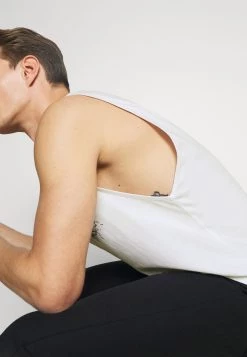 Pier One Soldes En Ligne Débardeur t-shirts col rond homme -Pas Cher Pier One Boutique 5c164bd21bdc4c95a7c3a8d81bc4d0eb