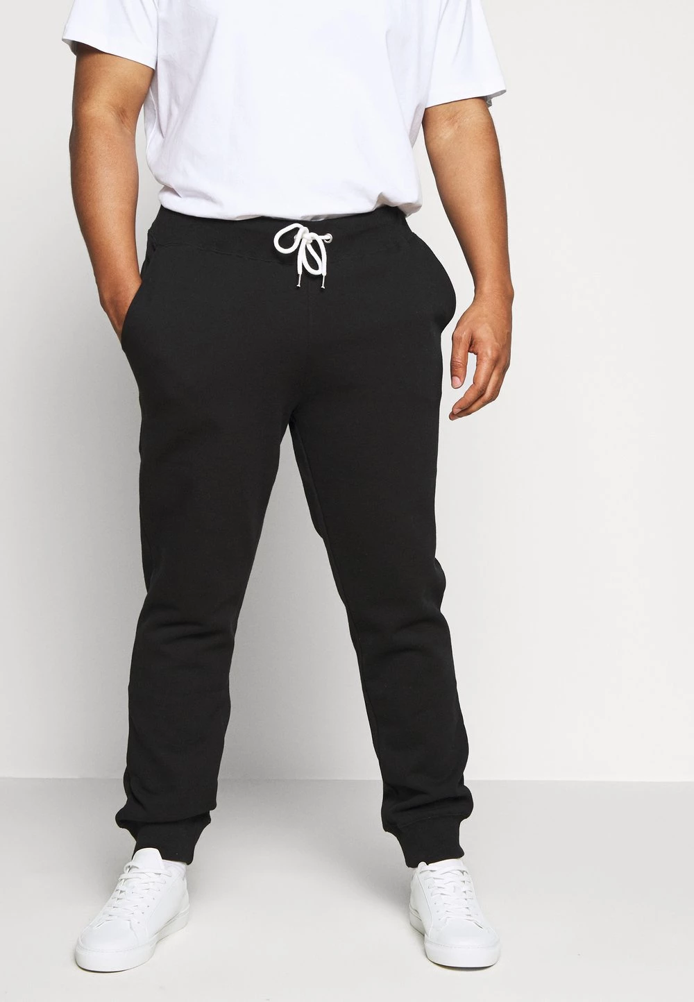 Prix Exclusifs Pier One 2 PACK - Pantalon de survêtement pantalons normale homme 5 Prix Exclusifs Pier One 2 PACK - Pantalon de survêtement pantalons normale homme – Image 3