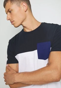 Qualité garantie 100% Pier One T-shirt imprimé - dark blue t-shirts col rond homme 15 Qualité garantie 100% Pier One T-shirt imprimé - dark blue t-shirts col rond homme -Pas Cher Pier One Boutique 5e988a8123014b96b1a32abb366daa1c
