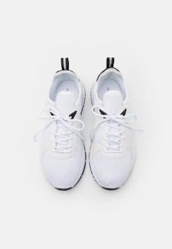 Prix Imbattable Pier One UNISEX - Baskets basses sneakers rond 13 Prix Imbattable Pier One UNISEX - Baskets basses sneakers rond -Pas Cher Pier One Boutique 61ab14be4da34ffa93dfdb10238aa0eb