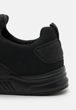 Pier One Baskets basses Prix Cassé baskets & sneakers rond homme -Pas Cher Pier One Boutique 62c4aae9a5724938b7f8361cc0c01fdc