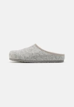 Pier One UNISEX - Chaussons Soldes rond homme 17 Pier One UNISEX - Chaussons Soldes rond homme -Pas Cher Pier One Boutique 66254cbb3150411a87bd7e702cccdd1b 1