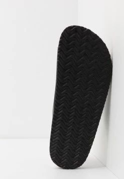 Prix Accessible Pier One UNISEX - Chaussons ouvert homme -Pas Cher Pier One Boutique 67221bb3887e477c9ab81a830d4fbc3e