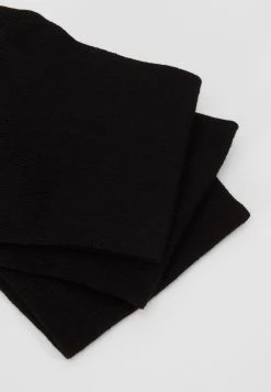 Pier One 3 PACK - Chaussettes Prix De Rêve sous-vêtements & chaussettes couleur unie homme 8 Pier One 3 PACK - Chaussettes Prix De Rêve sous-vêtements & chaussettes couleur unie homme -Pas Cher Pier One Boutique 67f1881c7b0045a8a2ea34b90a2be931