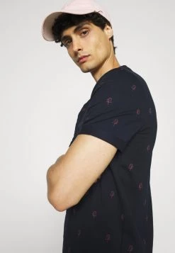 Prix Avantageux Pier One T-shirt imprimé t-shirts col rond homme -Pas Cher Pier One Boutique 6b5fb34db8fa42a3a641107ab664c1fb