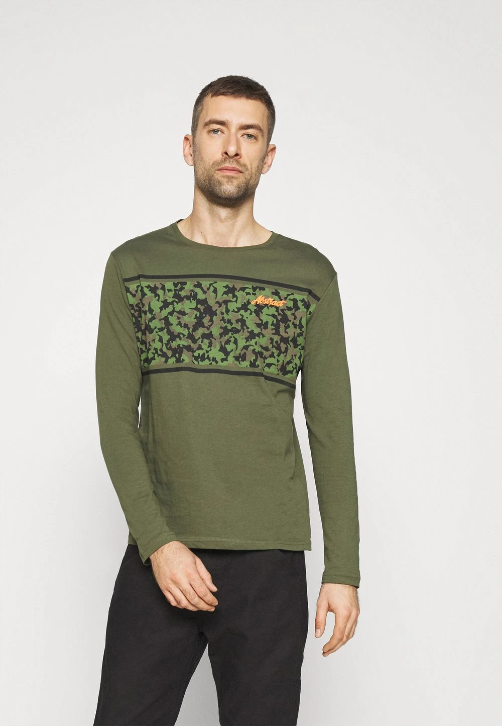 Pier One T-shirt à manches longues Prix Imbattable t-shirts col rond homme 3 Pier One T-shirt à manches longues Prix Imbattable t-shirts col rond homme