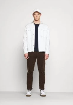 Pier One T-shirt à manches longues Soldes En Ligne t-shirts col rond homme 10 Pier One T-shirt à manches longues Soldes En Ligne t-shirts col rond homme -Pas Cher Pier One Boutique 6fbe8fab0e1242a881e9d30b71531000