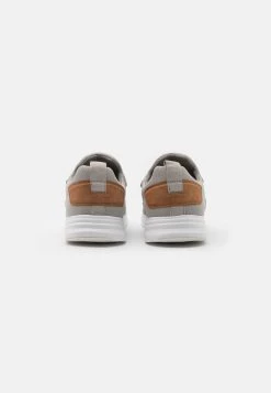 Marchandise de première qualité Pier One Baskets basses sneakers rond homme 14 Marchandise de première qualité Pier One Baskets basses sneakers rond homme -Pas Cher Pier One Boutique 70ca918c90ca43eca0c29a4b01e908ce