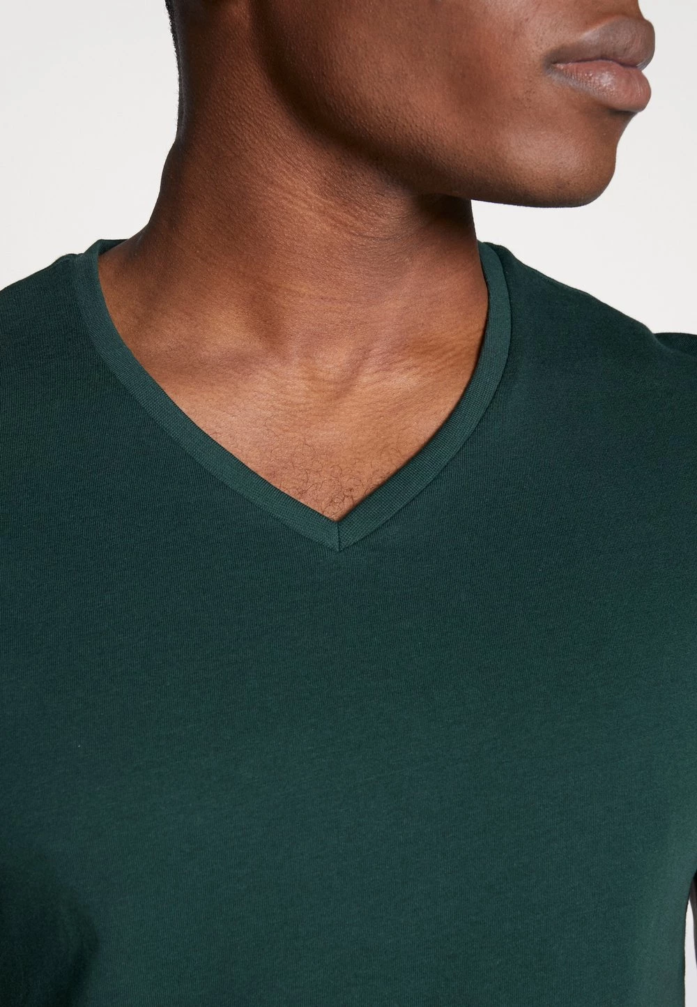 Pier One Prix Équitable 3 PACK - T-shirt basique t-shirts col en v homme 7 Pier One Prix Équitable 3 PACK - T-shirt basique t-shirts col en v homme – Image 5