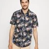 Pier One Chemise Soldes En Ligne chemises col kent homme 2 Pier One Chemise Soldes En Ligne chemises col kent homme -Pas Cher Pier One Boutique 767a27c071e6413882dc1fa04976a61a