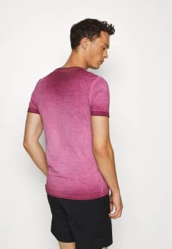 Pier One Qualité garantie 100% T-shirt basique t-shirts col en v homme -Pas Cher Pier One Boutique 7a933eaab1f741b4b5da8f59499a5aa8