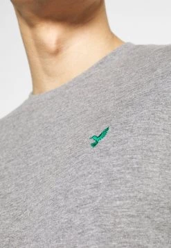 Réduction Pier One T-shirt imprimé t-shirts col rond homme -Pas Cher Pier One Boutique 7c9f517ab8f1439d85c27ee76a923ce0