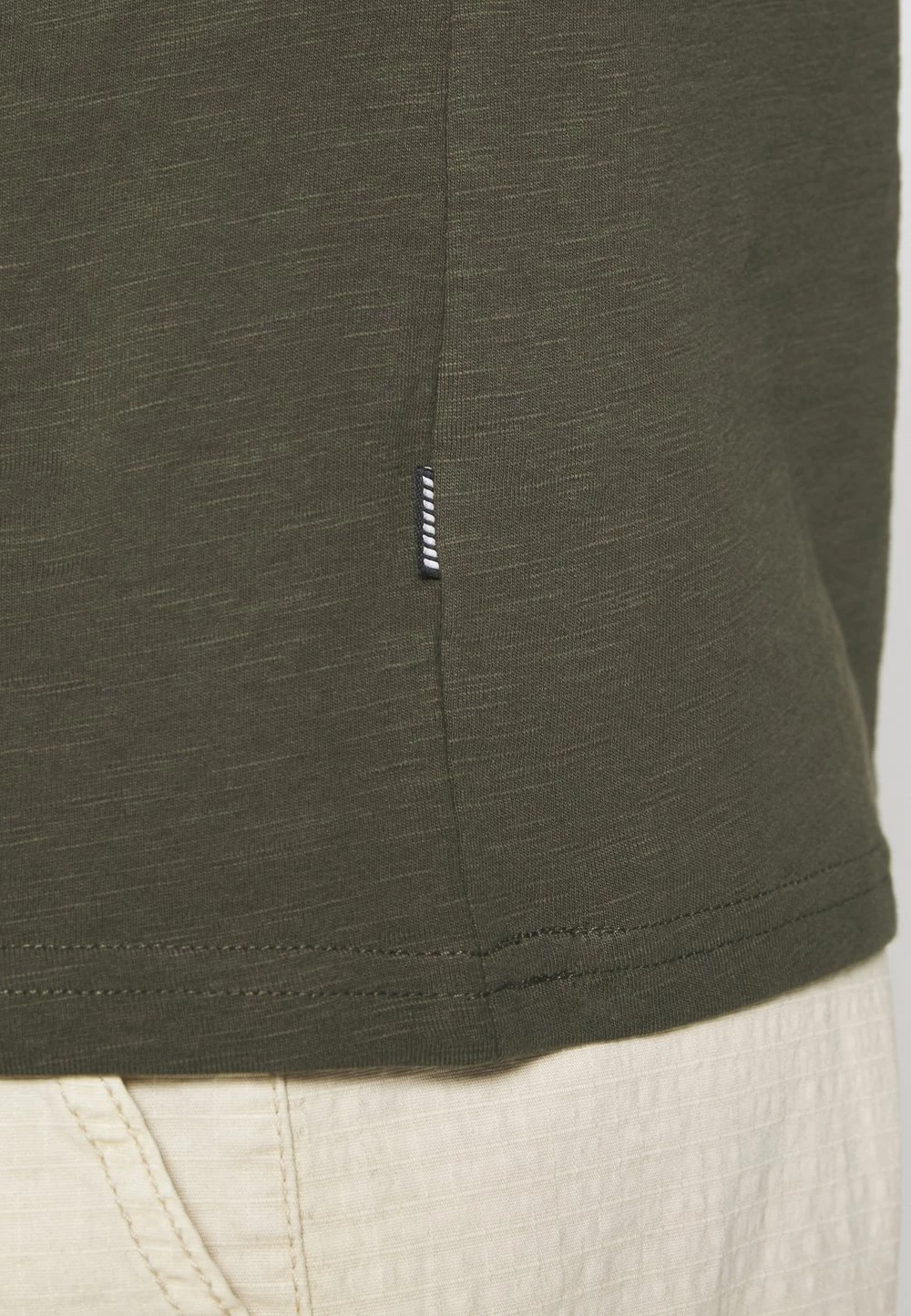 Pier One Prix Gelé T-shirt basique t-shirts col tunisien homme 8 Pier One Prix Gelé T-shirt basique t-shirts col tunisien homme – Image 6