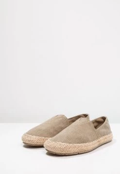 Prix Dégriffé Pier One UNISEX - Espadrilles chaussures basses rond homme 11 Prix Dégriffé Pier One UNISEX - Espadrilles chaussures basses rond homme -Pas Cher Pier One Boutique 7f873529caef4c9282a87fc528471347