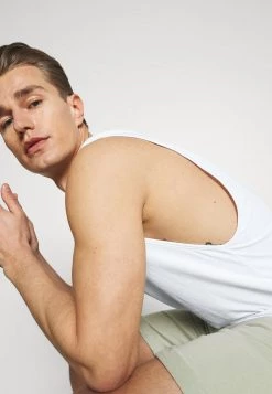 Prix Légers Pier One Débardeur t-shirts col rond homme 15 Prix Légers Pier One Débardeur t-shirts col rond homme -Pas Cher Pier One Boutique 80bdd5b0eb004e1cb2855df9ef7a8907