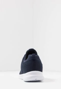 Prix Cassé Pier One Baskets basses baskets & sneakers rond unisex -Pas Cher Pier One Boutique 81c80342d55a4e4b8c2492f3875beb29