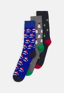 Pier One Meilleure qualité XMAS GIFT BOX 3 PACK - Chaussettes sous-vêtements & chaussettes multicolore homme 15 Pier One Meilleure qualité XMAS GIFT BOX 3 PACK - Chaussettes sous-vêtements & chaussettes multicolore homme -Pas Cher Pier One Boutique 827c827df1f24ebbb8b753a133b1455f 4