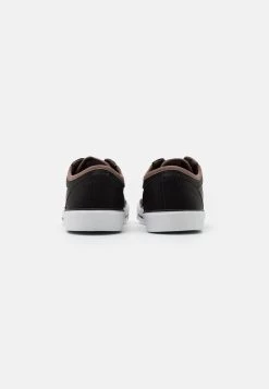 Pier One Prix Cassé Baskets basses sneakers rond homme -Pas Cher Pier One Boutique 82a141af50154d00b6becbcda14dac92