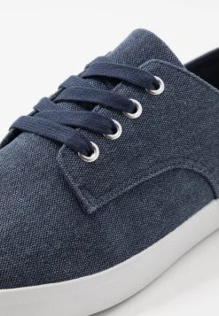 Pier One UNISEX - Baskets basses Prix Gelé sneakers rond homme -Pas Cher Pier One Boutique 82a722ab0d8f4f9d9797d081c07f49e4