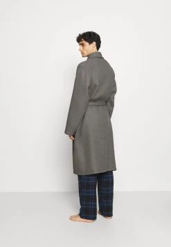 Pier One Discount En Ligne Peignoir sous-vêtements & chaussettes col châle homme -Pas Cher Pier One Boutique 843aae18dd354ecea874e718391b9416