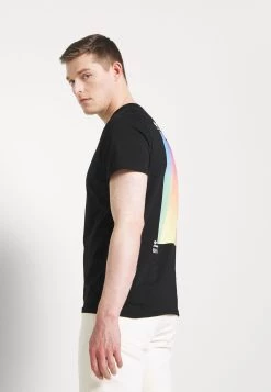 Pier One Prix Imbattable T-shirt imprimé t-shirts col rond homme -Pas Cher Pier One Boutique 853f4908b81d490192a3610960567df9