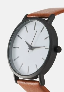 Pier One UNISEX - Montre Rabais montres et bijoux boucle ardillon -Pas Cher Pier One Boutique 85a81b101dc74df08a2a213cd7f1d668