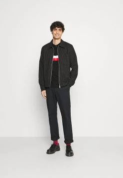 Pier One Prix Accessible Polo t-shirts col rond homme -Pas Cher Pier One Boutique 8623b1f7a7844a9fb068cd7bf97281bf