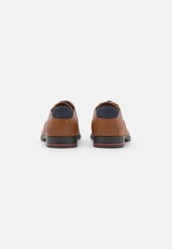 Faible Prix Pier One Derbies chaussures de ville rond homme 10 Faible Prix Pier One Derbies chaussures de ville rond homme -Pas Cher Pier One Boutique 872a7876bb1f4032891b68943dda6429
