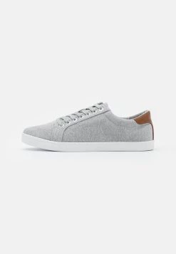 Pier One UNISEX - Baskets basses Assurance De l’Authenticité baskets & sneakers rond
