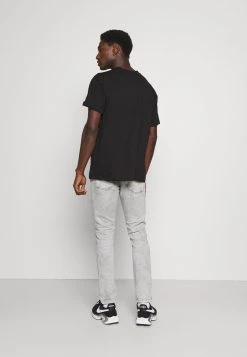 Pier One Jean slim Réduction jeans normale homme -Pas Cher Pier One Boutique 8825d3f65ebe4e6b84e56c32b70e1881