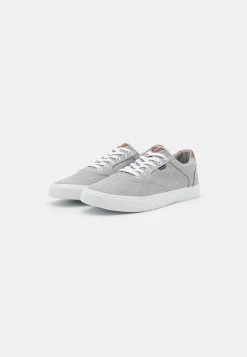 Pier One Prix Gelé Baskets basses sneakers rond homme -Pas Cher Pier One Boutique 887ea4c6668c4116a162845a93173593