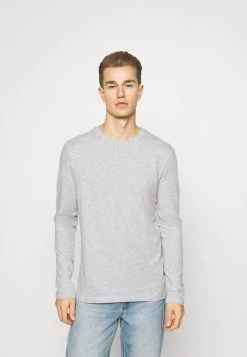 Pier One 3 PACK - T-shirt à manches longues Qualité Supérieure t-shirts col rond homme 15 Pier One 3 PACK - T-shirt à manches longues Qualité Supérieure t-shirts col rond homme -Pas Cher Pier One Boutique 8911321ff3984ab692173f89abc6e6f1