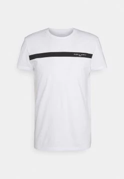 Pier One T-shirt imprimé Garantie De Qualité 100% t-shirts col rond homme -Pas Cher Pier One Boutique 8a44dfeff7a9440fbde56ff8d02e4410 1