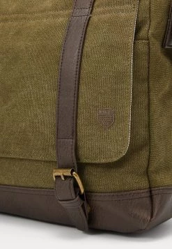 Pier One Prix Abordable Sac bandoulière sacs compartiment pour téléphone portable homme -Pas Cher Pier One Boutique 8e4d0768ba2d4205b7fe1dd5c80fc175