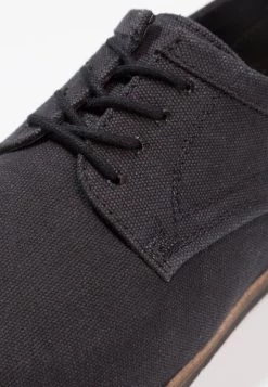 Pier One Marchandise de première qualité Chaussures à lacets derbies et richelieus rond homme -Pas Cher Pier One Boutique 8e57475d63f1411c94cff9ca84e3b428