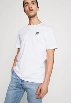 Prix Préférentiel Pier One T-shirt imprimé t-shirts col rond homme -Pas Cher Pier One Boutique 8ebfe24082d546cd9b1369c9219345e6