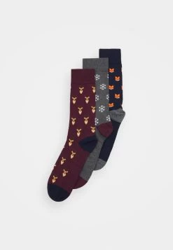 Pier One Prix Préférentiel XMAS GIFT BOX 3 PACK - Chaussettes sous-vêtements & chaussettes à pois homme -Pas Cher Pier One Boutique 90bf7b5449af40f29f845832b67b3f56 5