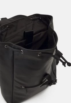 Pier One Prix Acceptable UNISEX - Sac à dos sacs poche pour pc portable 15 pouces 8 Pier One Prix Acceptable UNISEX - Sac à dos sacs poche pour pc portable 15 pouces -Pas Cher Pier One Boutique 90e13107532a48d5bc1e5dd43995a5a1