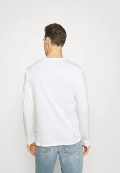 Pier One 3 PACK - T-shirt à manches longues Qualité Supérieure t-shirts col rond homme 14 Pier One 3 PACK - T-shirt à manches longues Qualité Supérieure t-shirts col rond homme -Pas Cher Pier One Boutique 9166196419124bc6a4adaa4cb4e9ad89