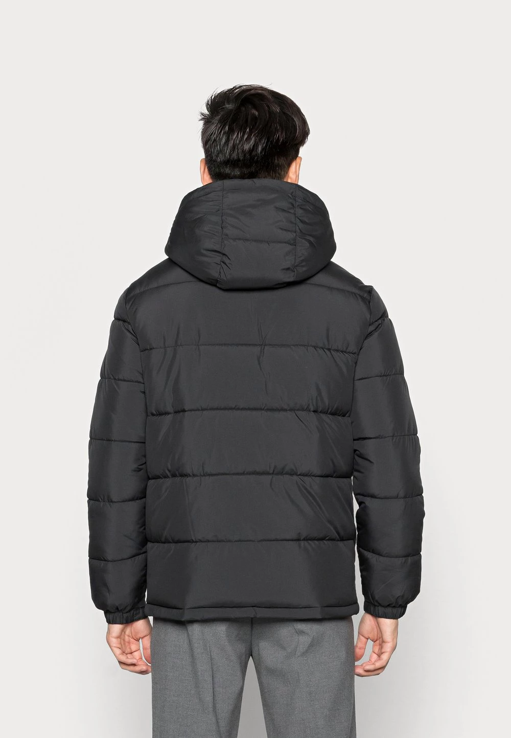 Pier One BASIC PUFFER JACKET WITH CONTRAST HOOD - Veste d'hiver Prix Accessible vestes capuche homme 5 Pier One BASIC PUFFER JACKET WITH CONTRAST HOOD - Veste d'hiver Prix Accessible vestes capuche homme – Image 3