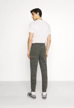 Qualité Excellente Pier One Pantalon de survêtement pantalons normale homme 12 Qualité Excellente Pier One Pantalon de survêtement pantalons normale homme -Pas Cher Pier One Boutique 92807794ce184fd89315714c7a63cbfd