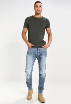 Pier One Rabais T-shirt basique t-shirts col rond homme -Pas Cher Pier One Boutique 931a36e3f2e948dcbcb42ee145bf0119
