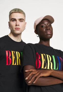 Pier One Prix Équitable PRIDE - T-shirt imprimé t-shirts col rond homme 12 Pier One Prix Équitable PRIDE - T-shirt imprimé t-shirts col rond homme -Pas Cher Pier One Boutique 94dc0ce5b32f4a7badc227cb890bf4f2