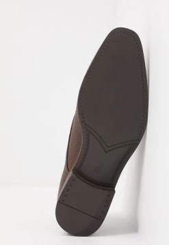 Qualité absolue Pier One Derbies & Richelieus derbies et richelieus carré homme 12 Qualité absolue Pier One Derbies & Richelieus derbies et richelieus carré homme -Pas Cher Pier One Boutique 9833b097c4874712b47ba16941532547