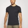 Pier One Plus Bas Prix De Vente T-shirt basique t-shirts col rond homme 2 Pier One Plus Bas Prix De Vente T-shirt basique t-shirts col rond homme -Pas Cher Pier One Boutique 98b8903592d34f54a559bdb848145229
