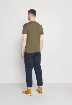 Pier One T-shirt imprimé Prix Affortable t-shirts col rond homme -Pas Cher Pier One Boutique 99232dac913b43d8bfc030a0e1a98aa9